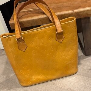 Louis Vuitton Vernis Houston bag